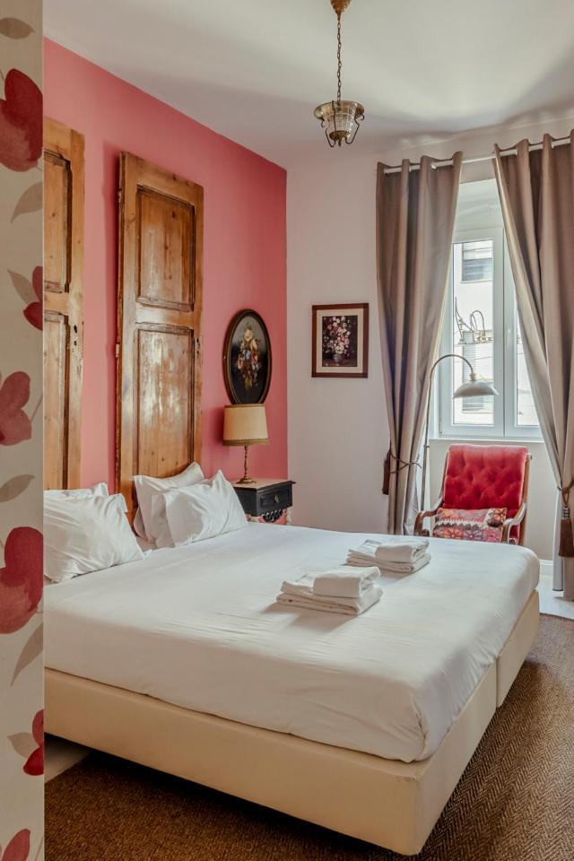 Labor Alliance By Lovelystay Lisbon